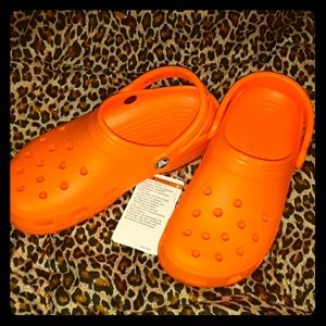NWT Classic Crocs